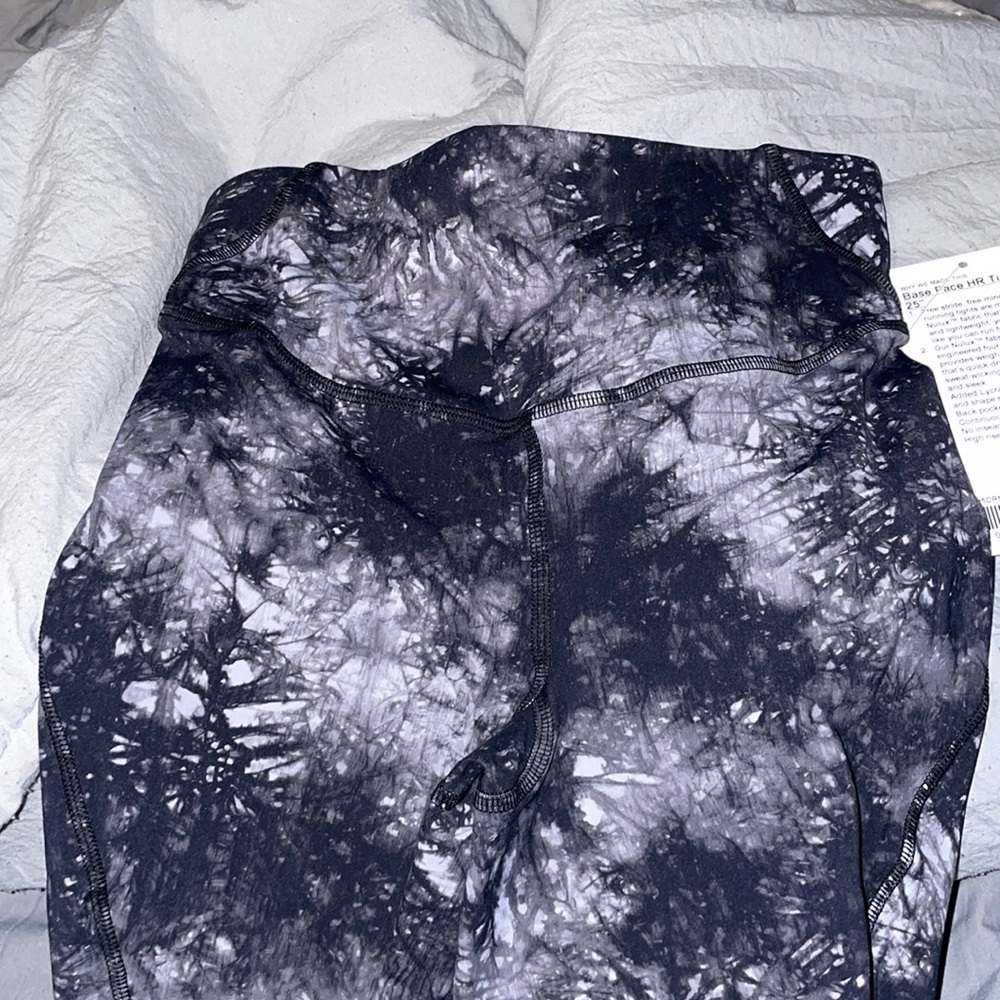 Brand New with tags Base Pace HR Tight 25’’